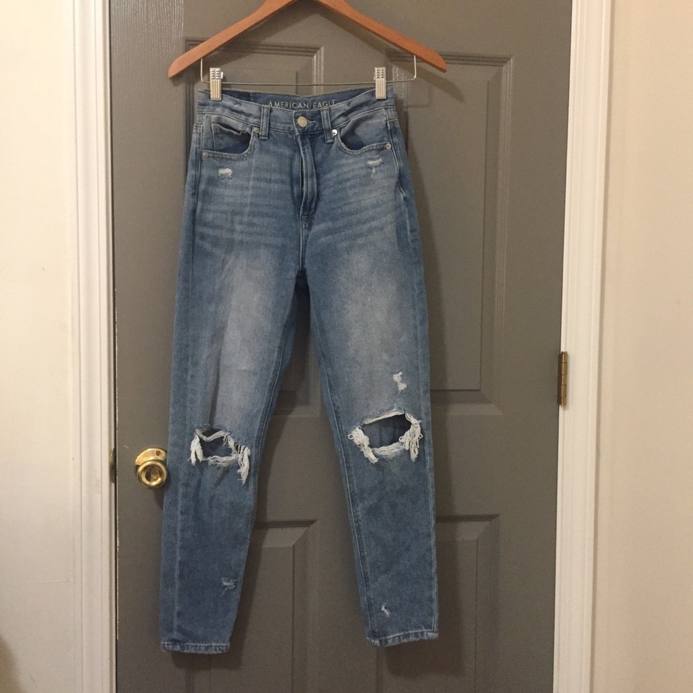 American eagle mom jeans